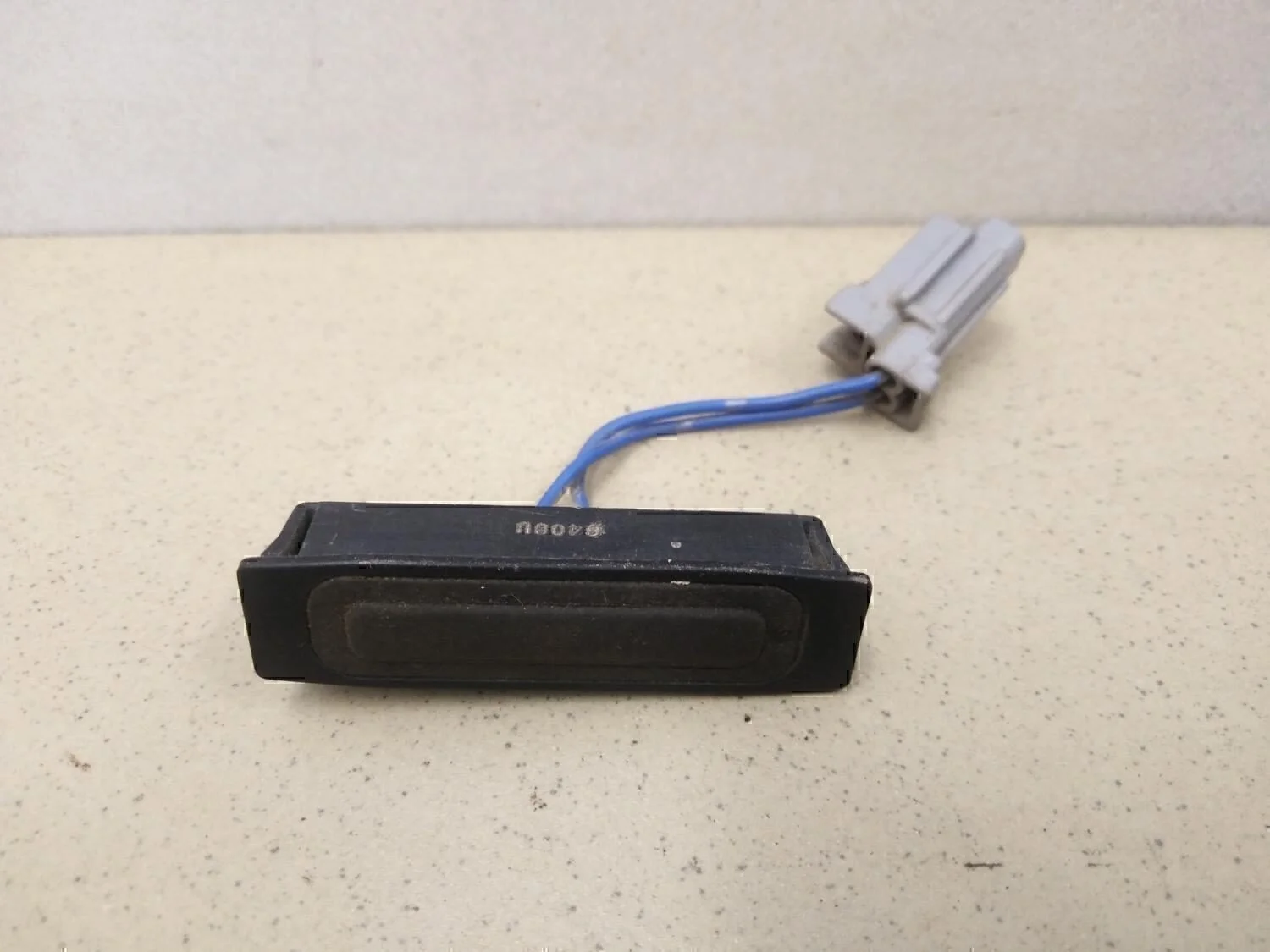 Кнопка открывания багажника Pathfinder (R51) 2005-2014