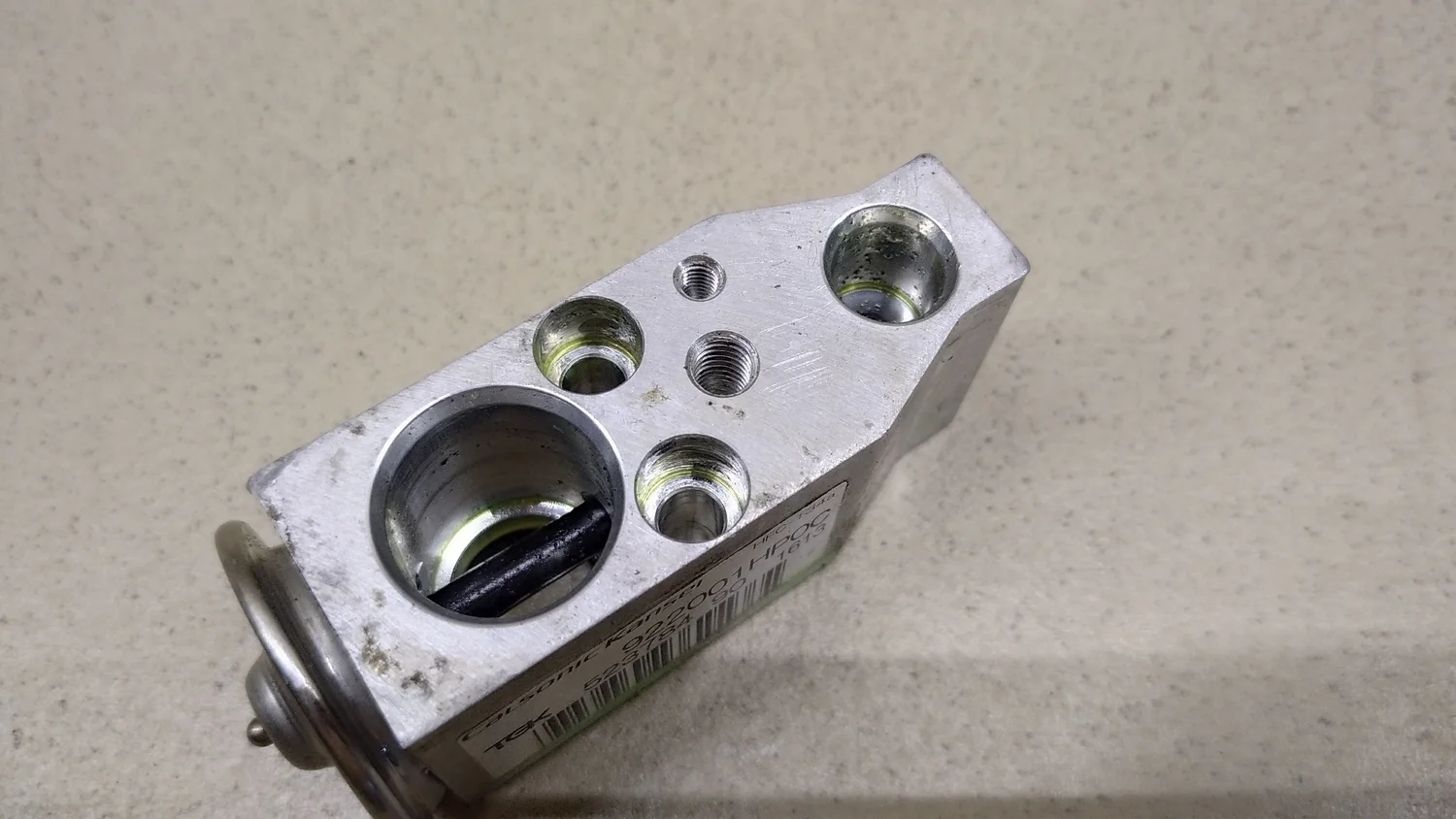 Клапан кондиционера Qashqai (J10) 2006-2014