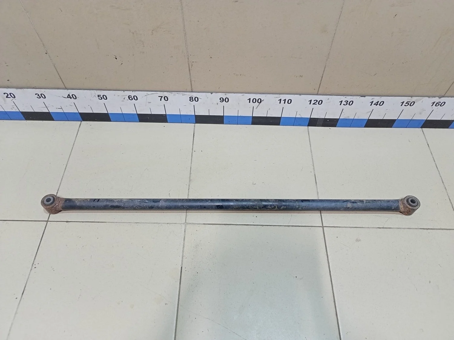 Тяга задняя поперечная LX 570