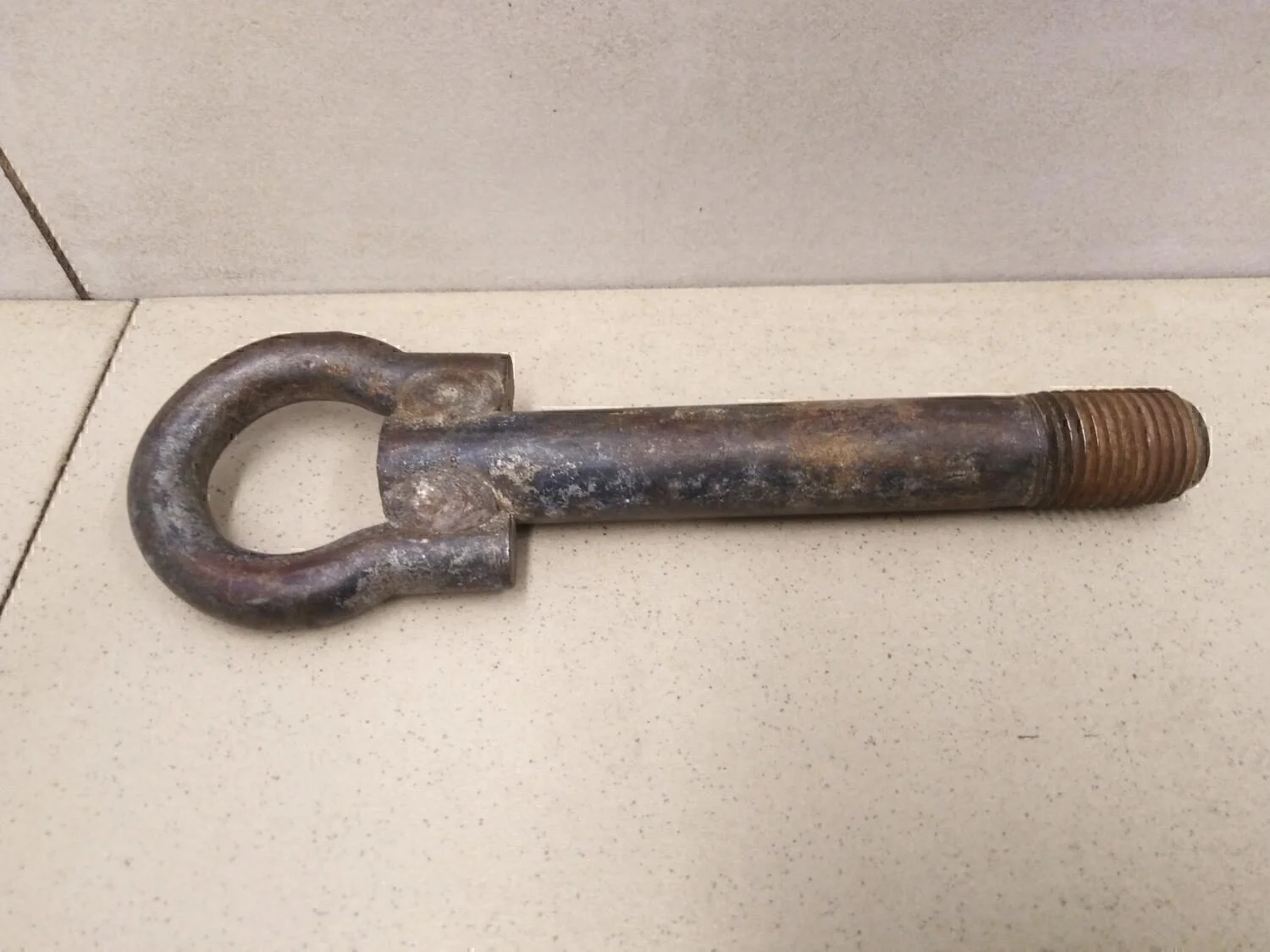 Крюк буксировочный  Corolla E15 2006-2013