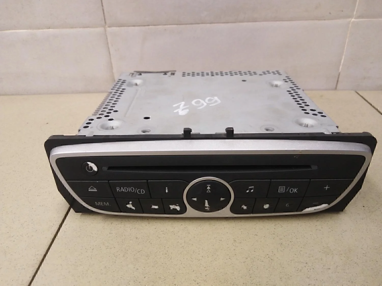 Магнитола Fluence 2010>