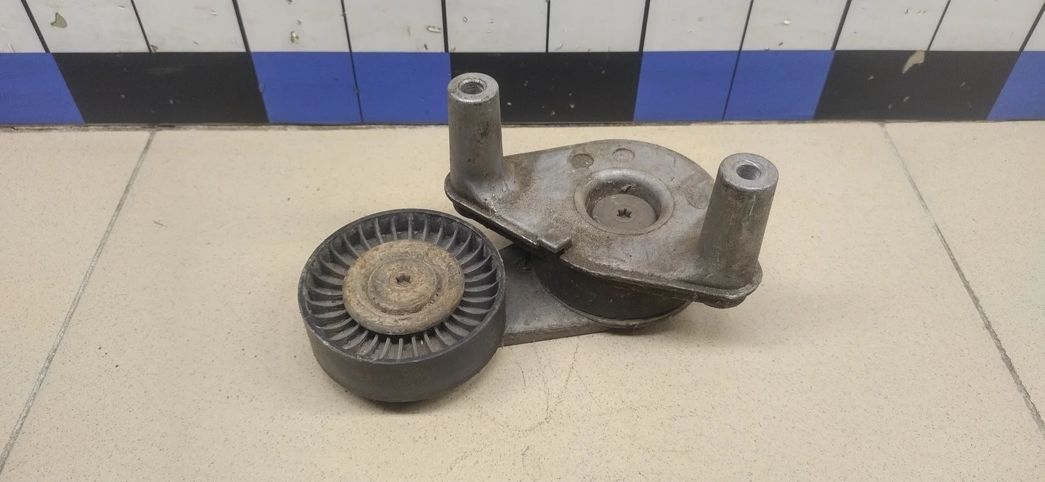 Ролик-натяжитель ручейкового ремня Tucson 2004-2010