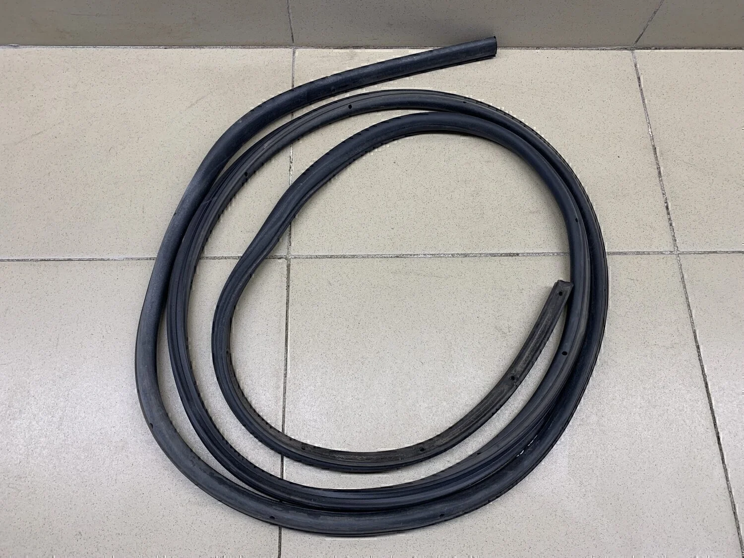 Уплотнитель (внутри) Focus II 2005-2008