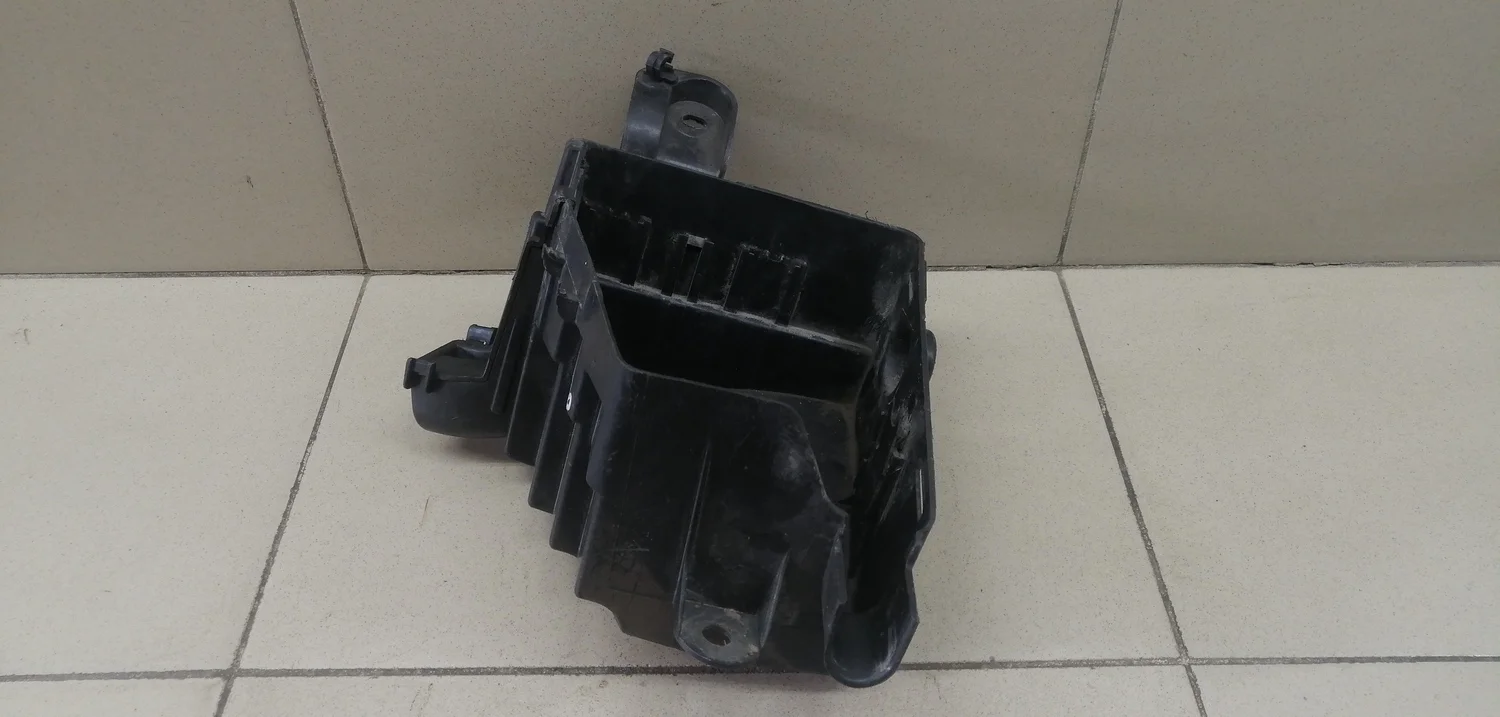 Корпус блока предохранителей Logan 2005-2014