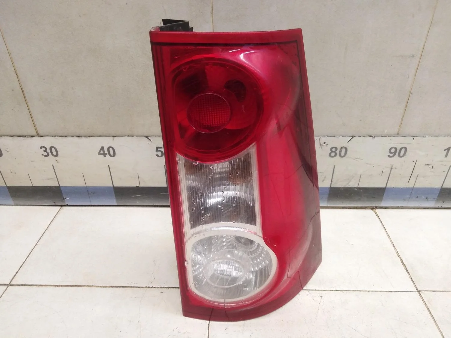 Фонарь задний правый Lada Largus 2011>