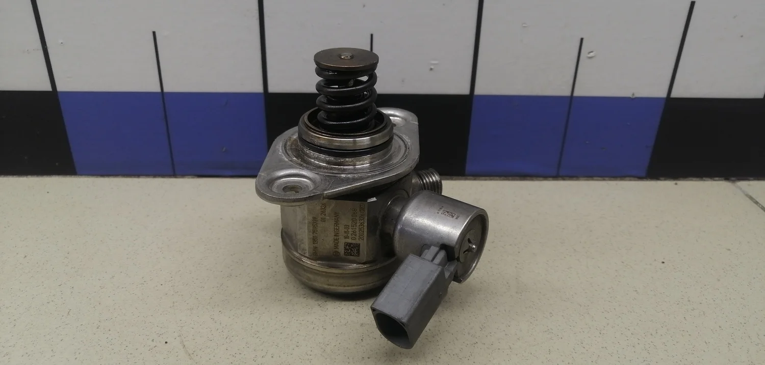 Насос (ТНВД) бензиновый 5-серия F10/F11 2009>