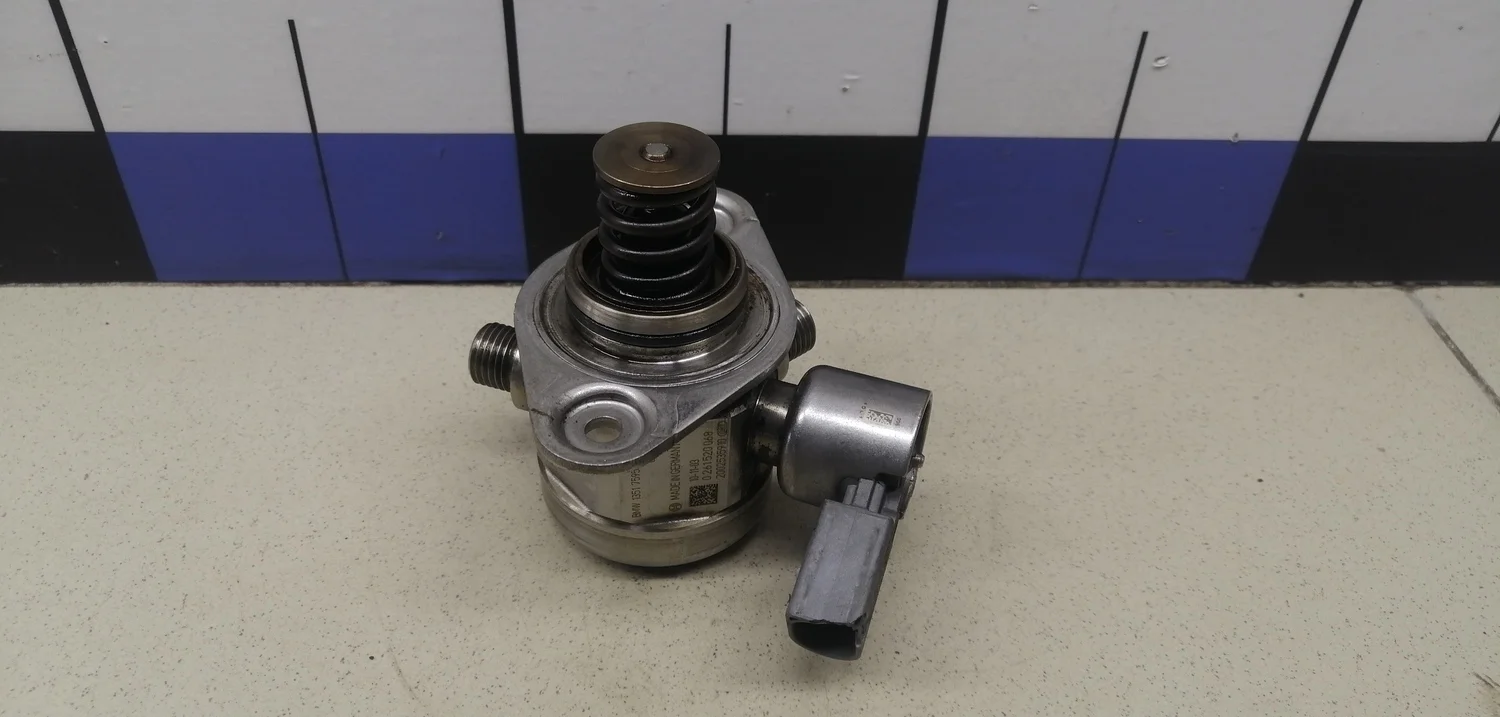 Насос (ТНВД) бензиновый 5-серия F10/F11 2009>