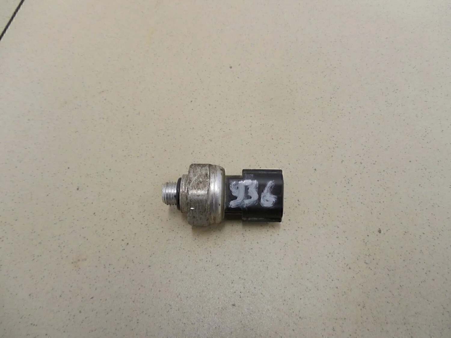 Датчик кондиционера Primera P11E 1996-2002