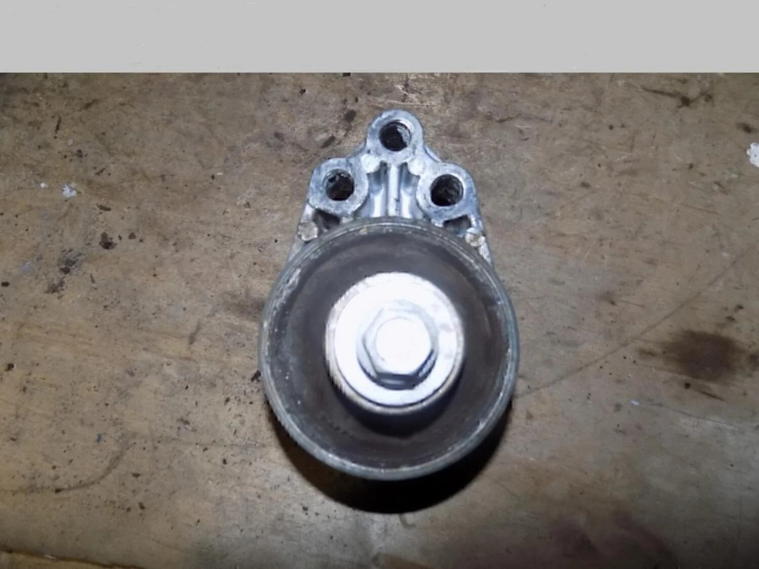 Опора двигателя правая Fusion 2002-2012