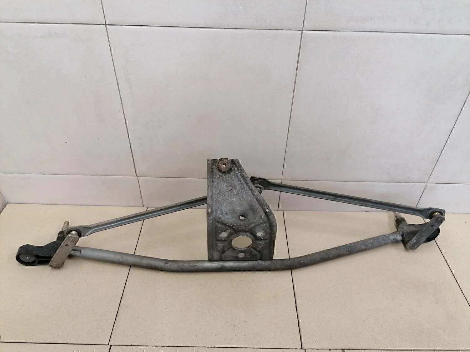 Трапеция стеклоочистителей Transit [FA] 2000-2006