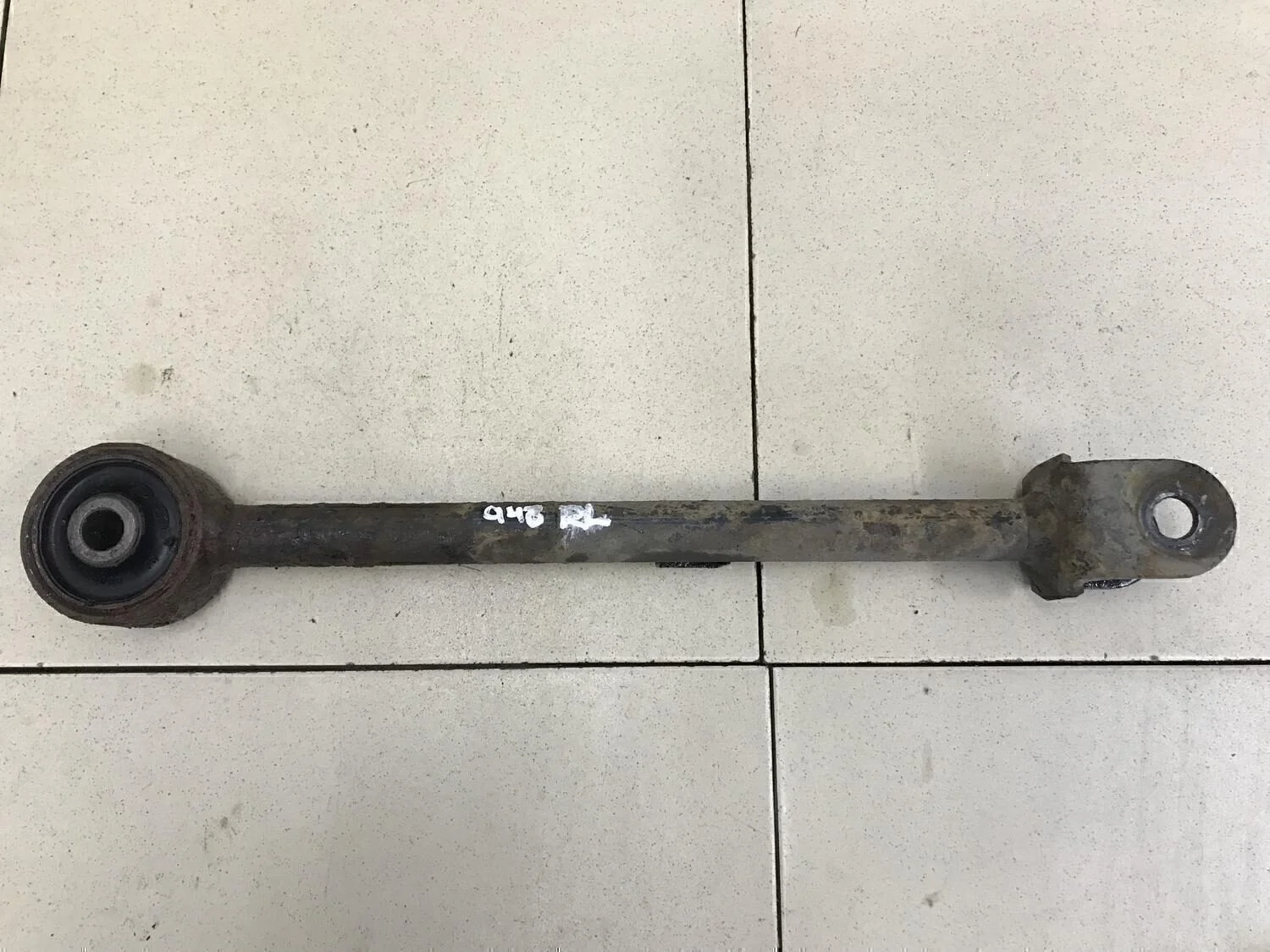 Тяга задняя поперечная Mohave 2009>