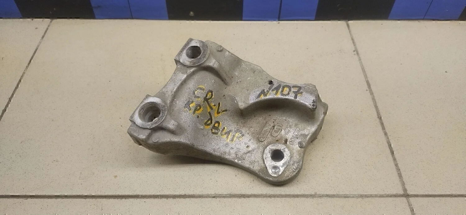 Кронштейн опоры двигателя CR-V 2007-2012