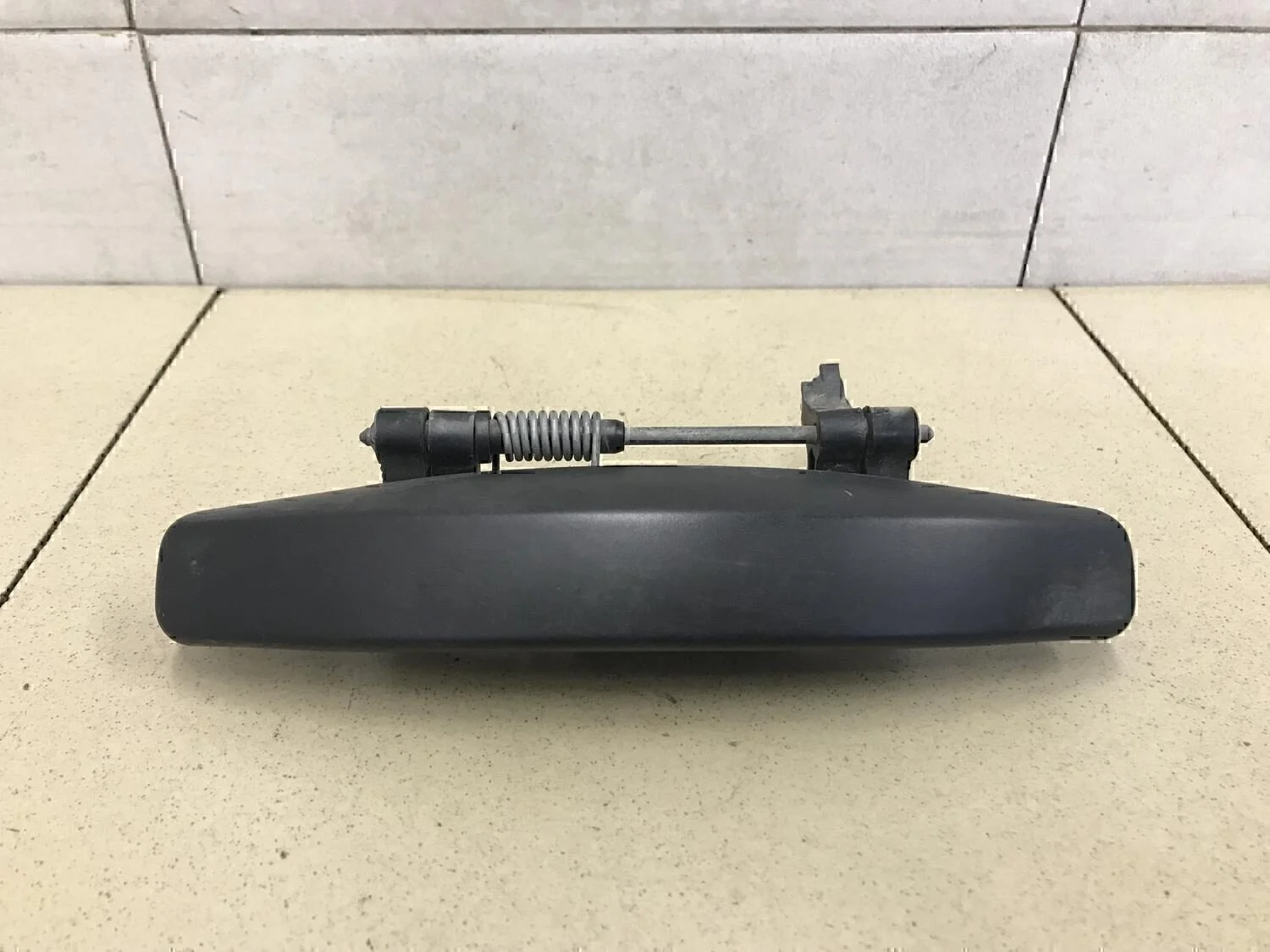 Ручка двери наружная левая Duster 2012>