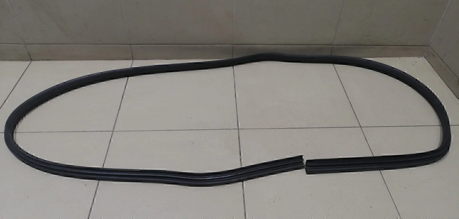 Уплотнитель (внутри) Focus II 2005-2008