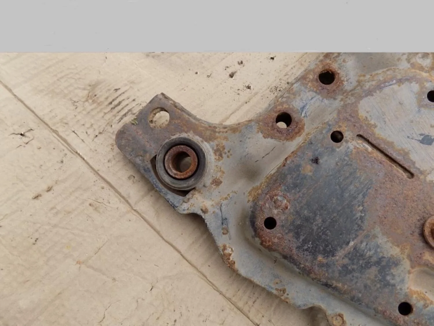 Балка подмоторная Focus II 2005-2008