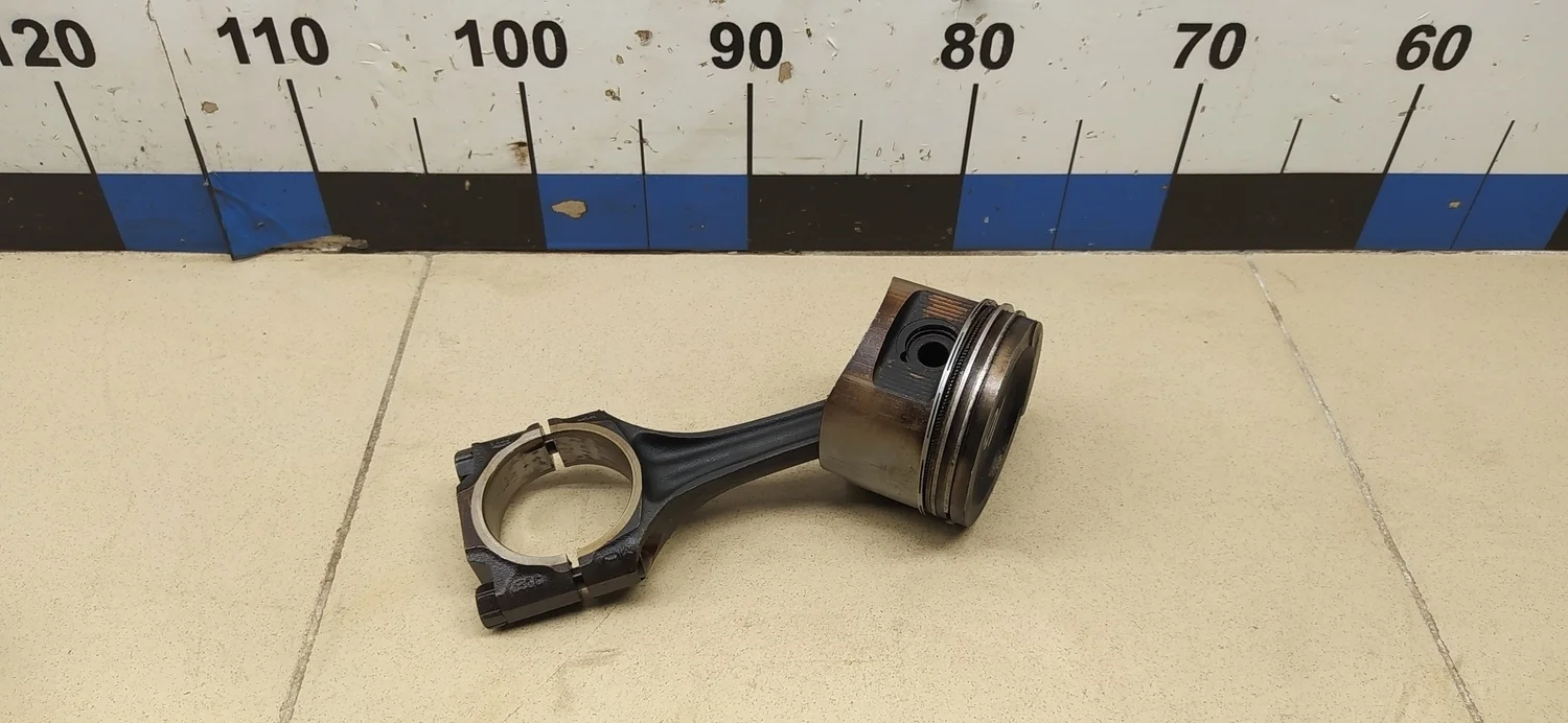 Поршень с шатуном 80/90 [B3] 1986-1991