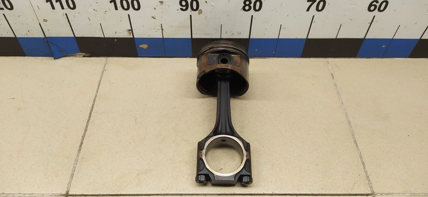 Поршень с шатуном 80/90 [B3] 1986-1991