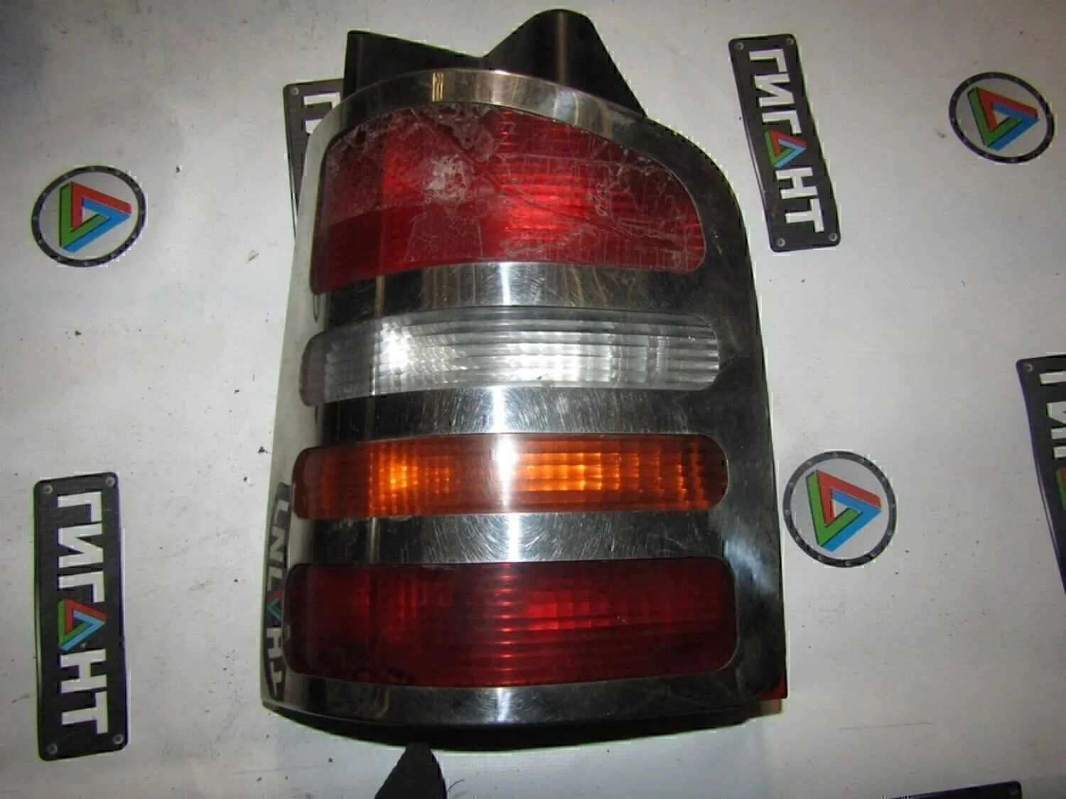 Фонарь задний левый Transporter T5 2003-2015