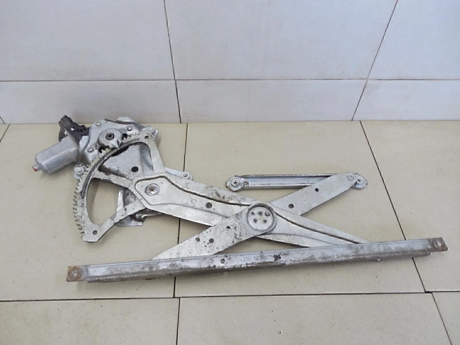 Стеклоподъемник электр. передний правый Corolla E15 2006-2013