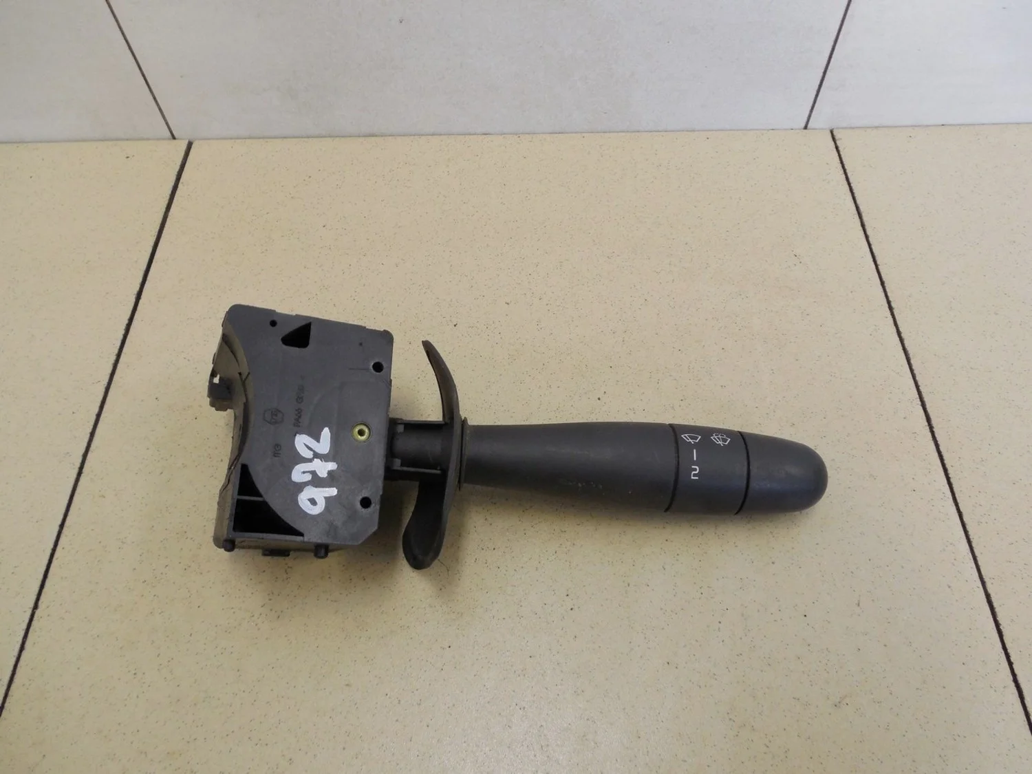 Переключатель стеклоочистителей Clio/Symbol 1998-2008