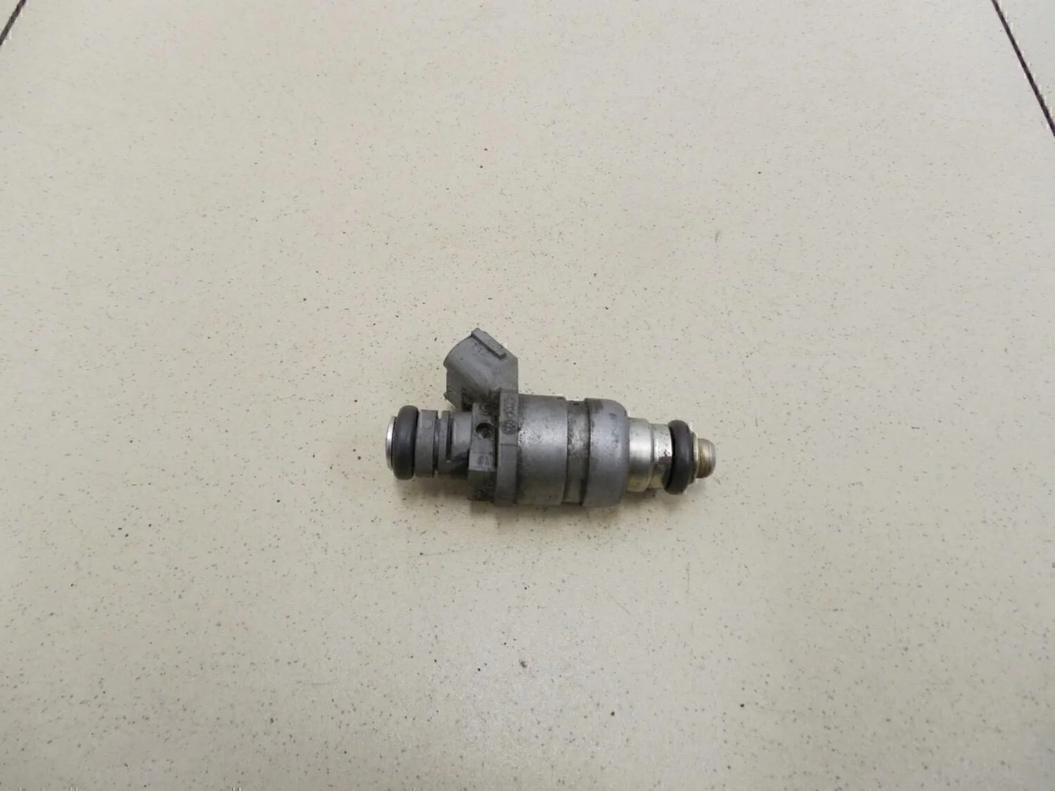 Форсунка инжекторная электрическая 100 [C4] 1991-1994