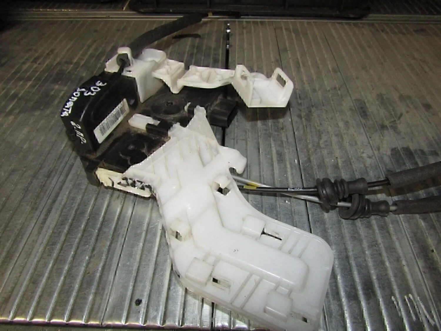 Замок двери задней правой Sonata VI 2010-2014