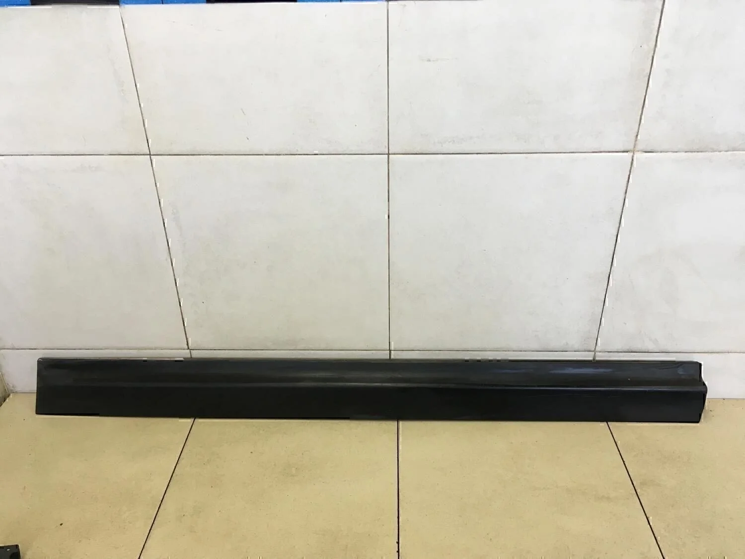 Накладка двери передней правой C4 2005-2011