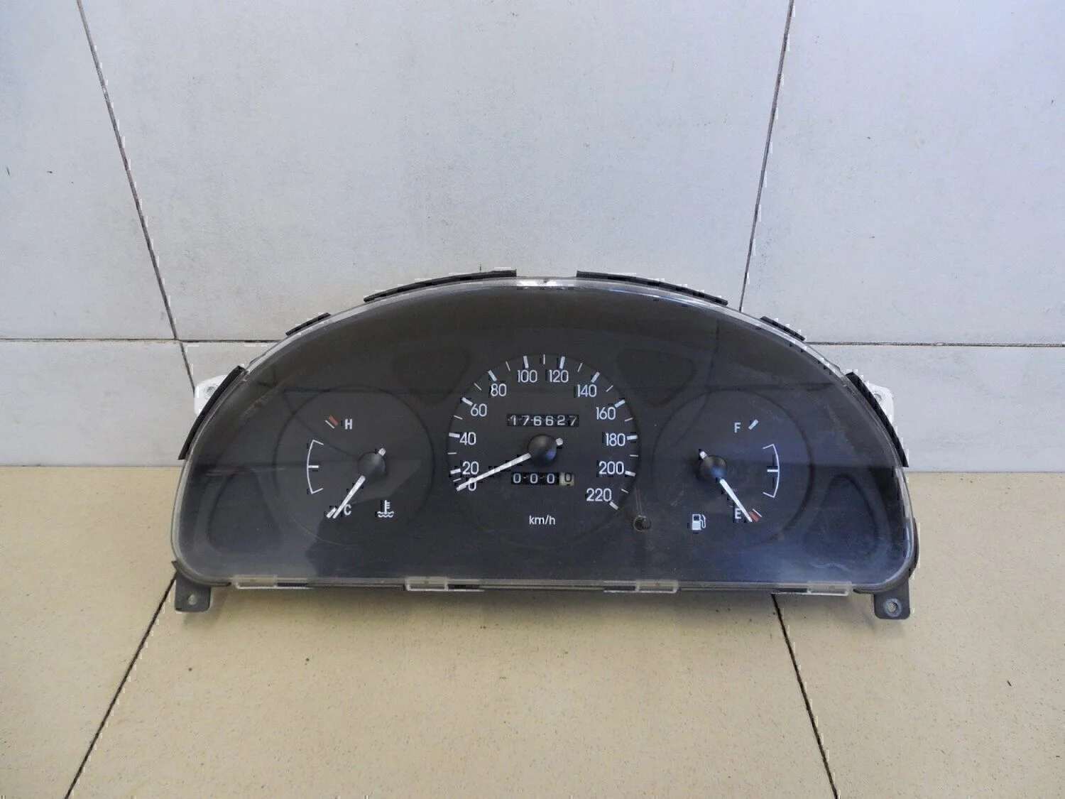 Панель приборов Lanos 2004-2010