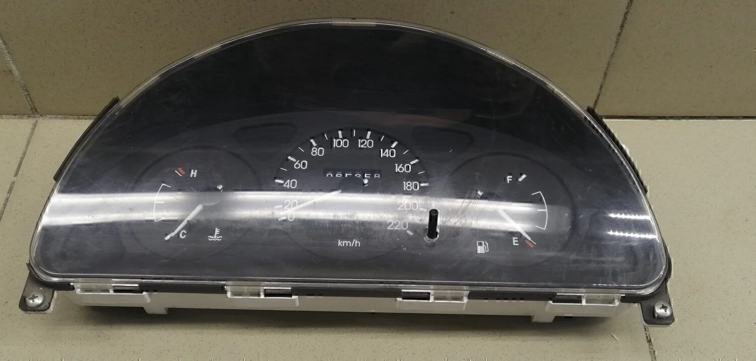 Панель приборов Lanos 2004-2010