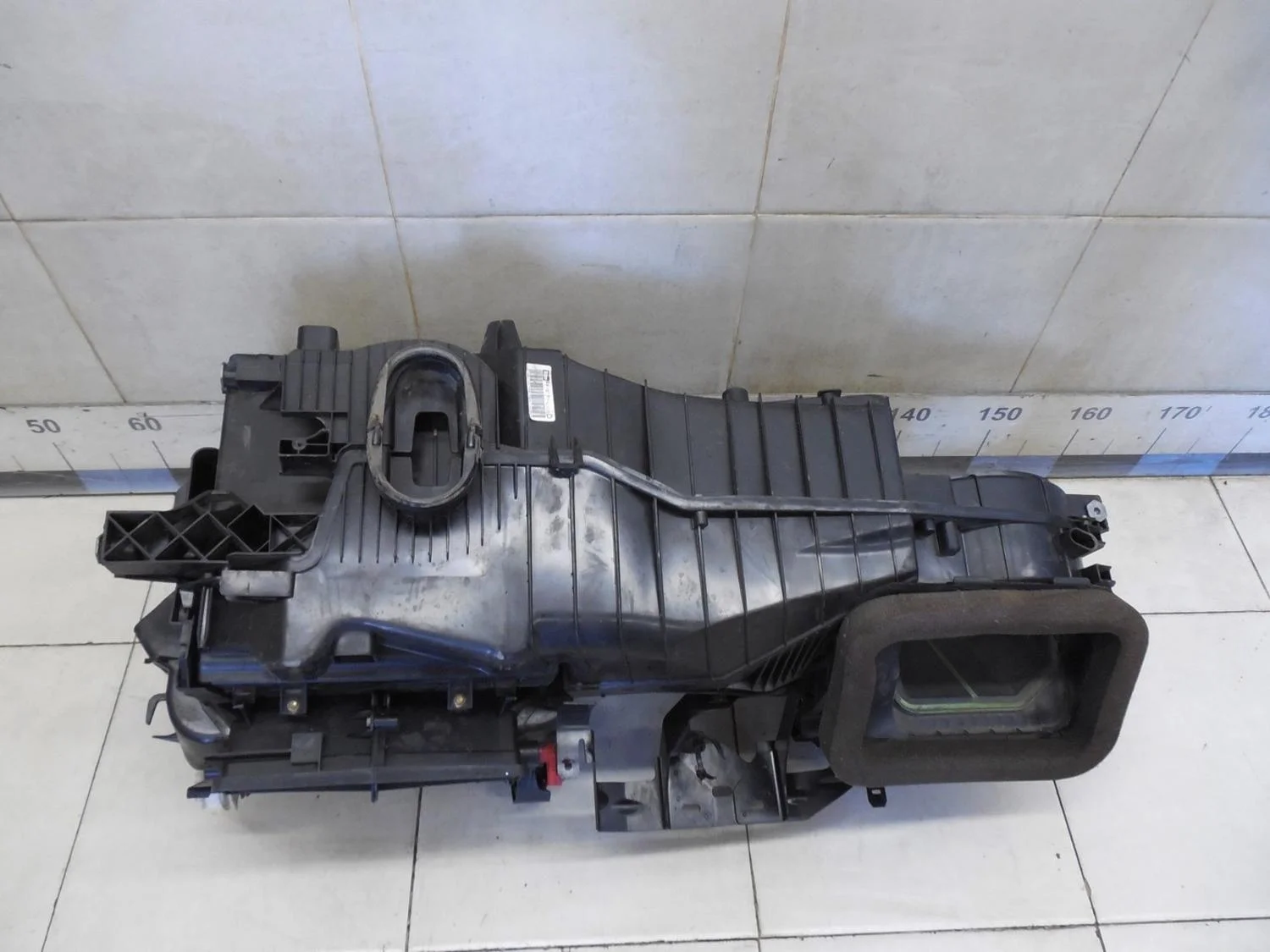 Корпус отопителя Touran 2003-2010