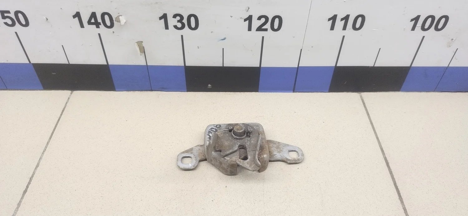 Замок капота Logan 2005-2014