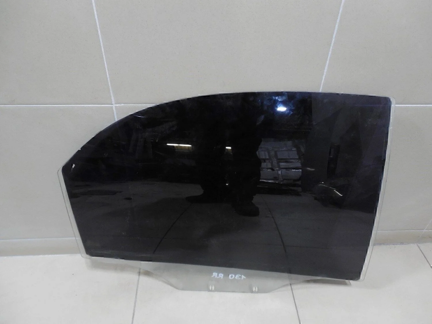 Стекло двери задней правой Lanos 2004-2010