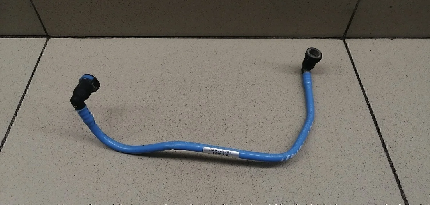 Трубка топливная Yeti 2009>