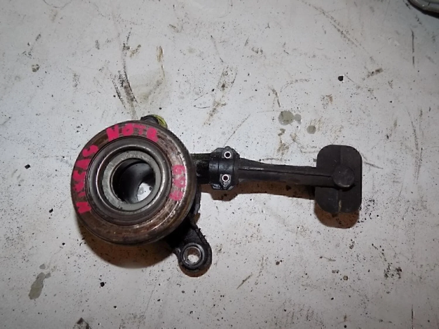 Подшипник выжимной совмещ. с цилиндром сцепл. Almera N16 2000-2006