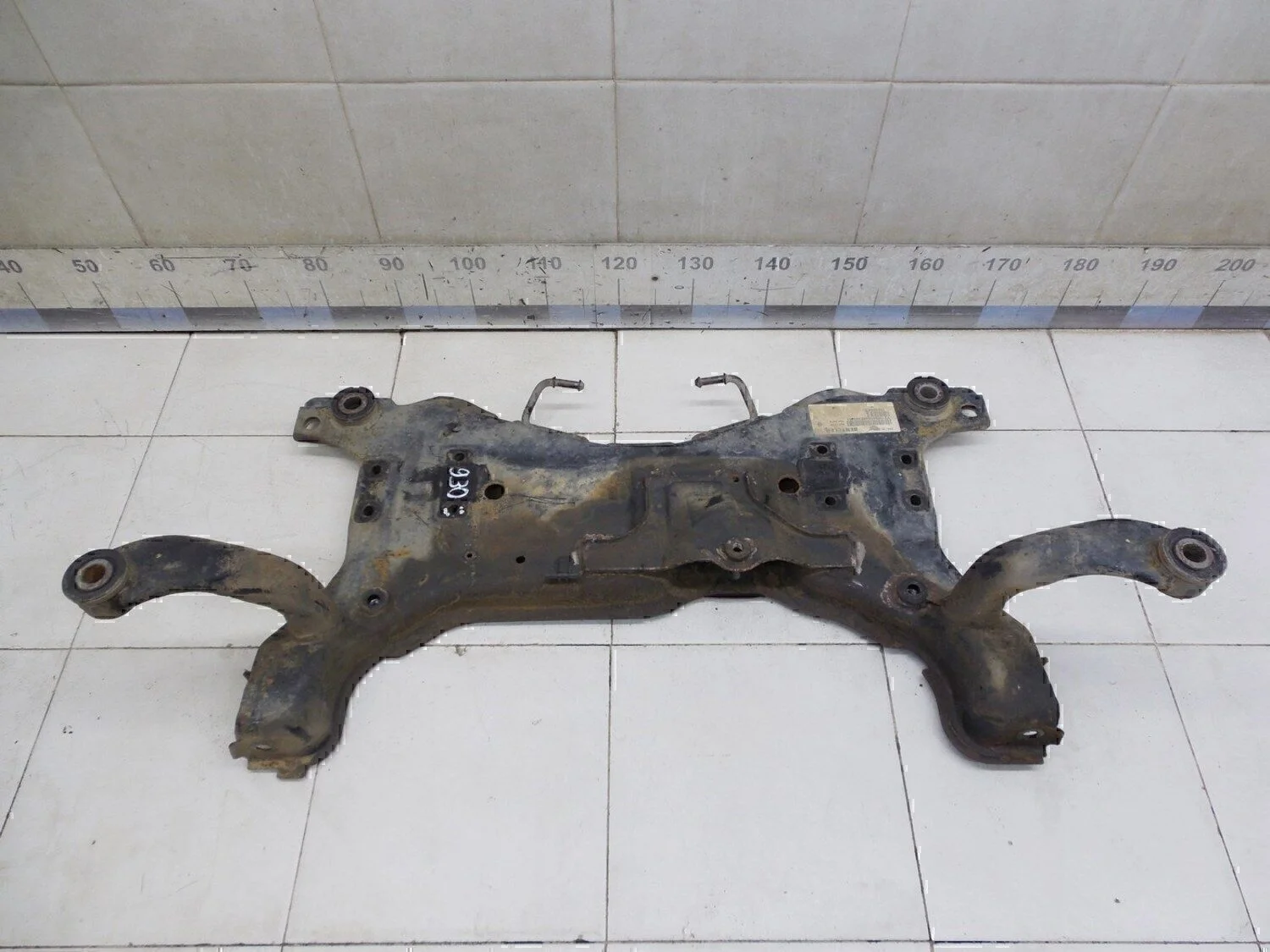 Балка подмоторная V50 2004-2012