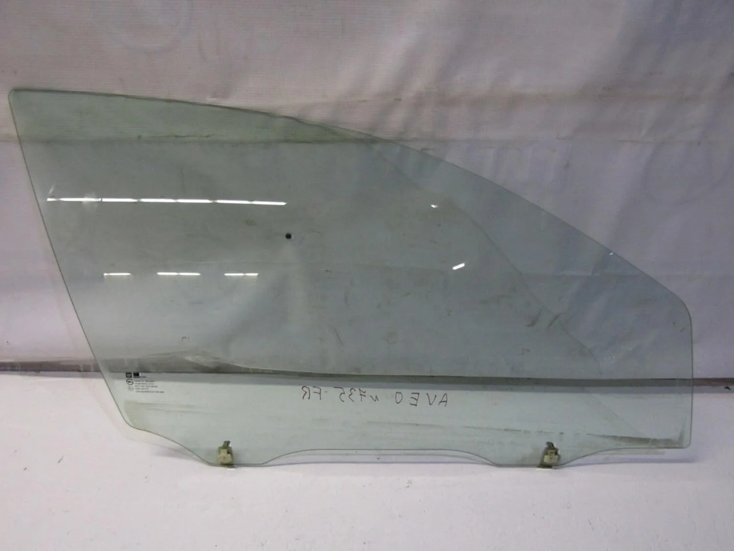 Стекло двери передней правой Aveo (T200) 2003-2008