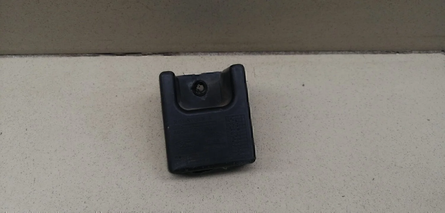 Направляющая заднего бампера Focus II 2005-2008