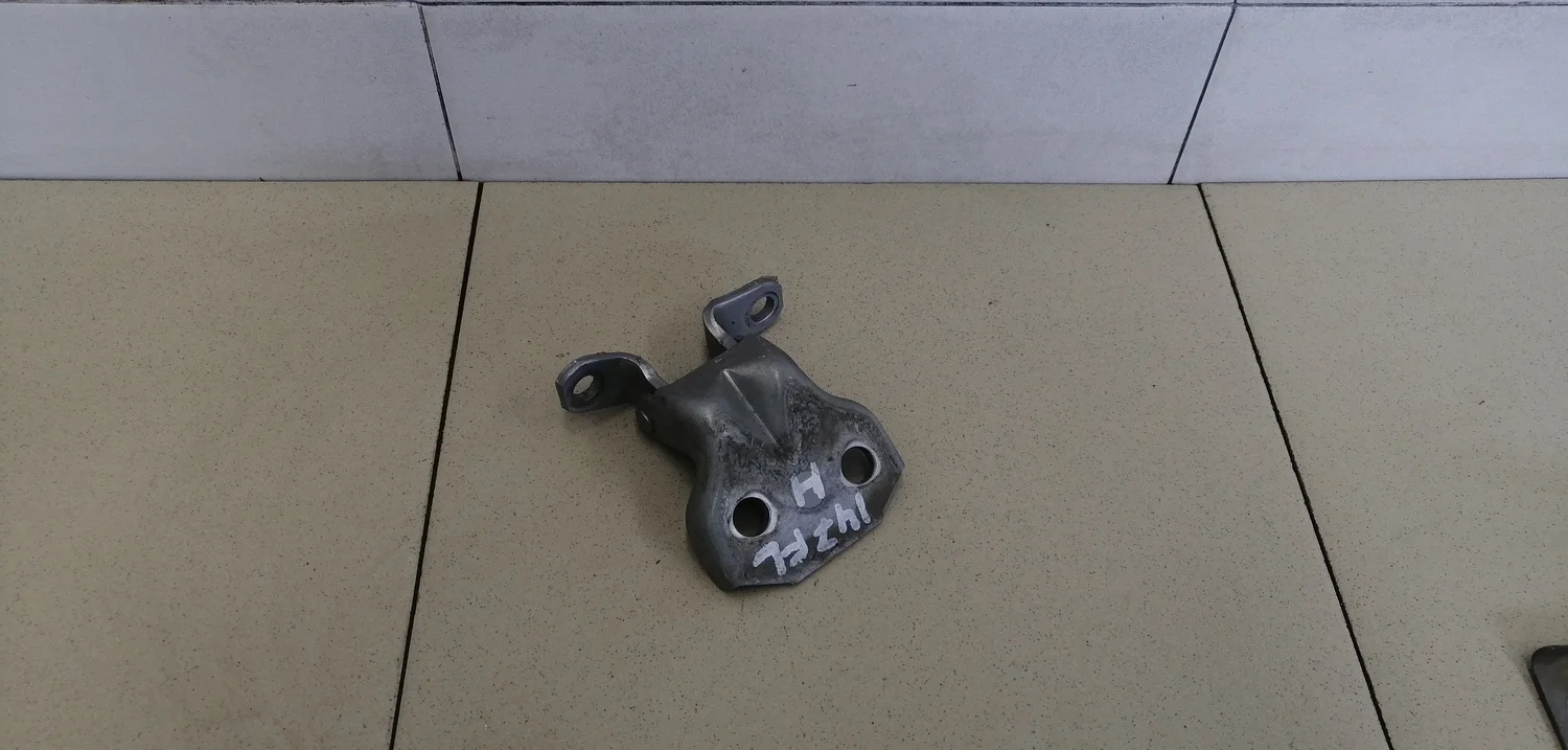 Петля двери передней Forester (S11) 2002-2007