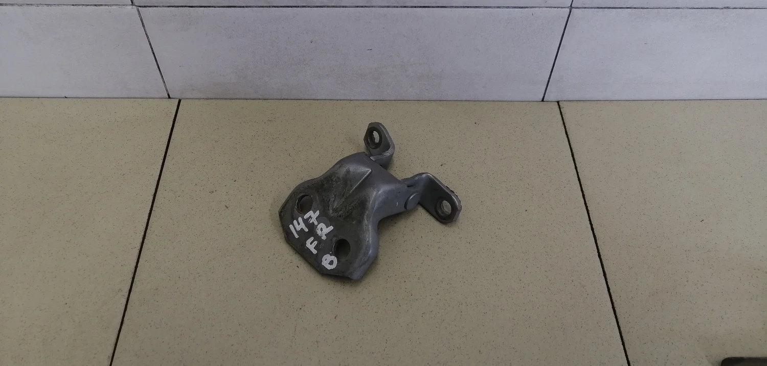 Петля двери передней Forester (S11) 2002-2007