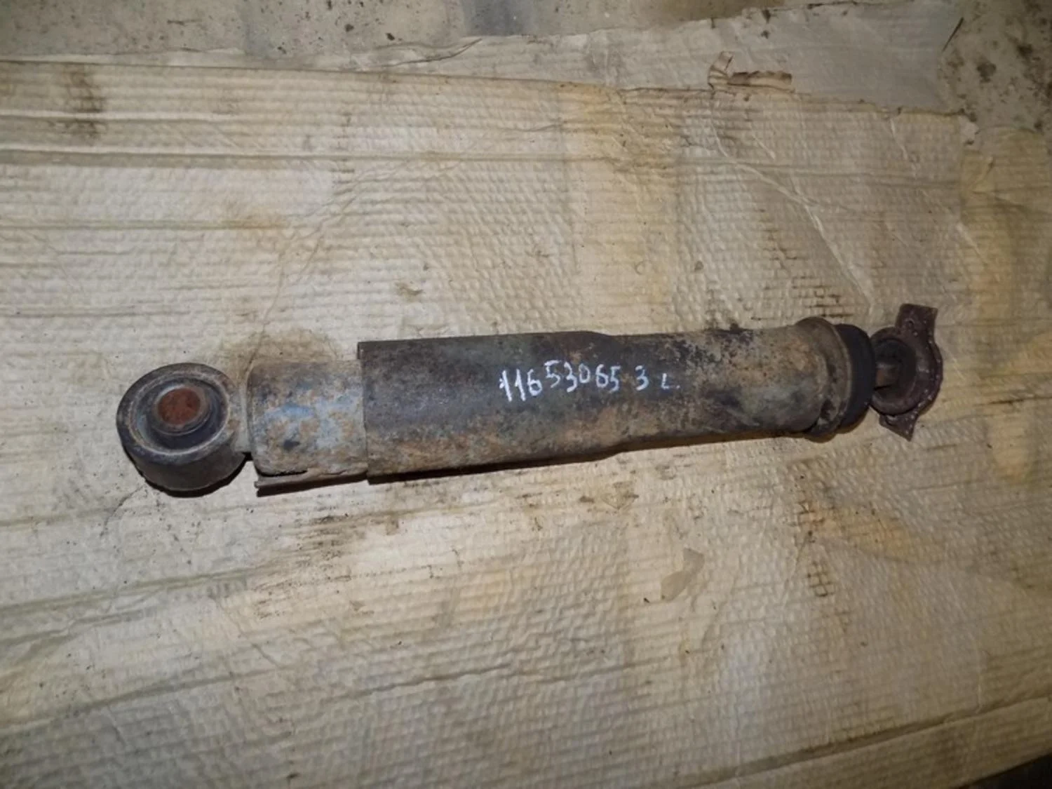 Амортизатор задний LX 570