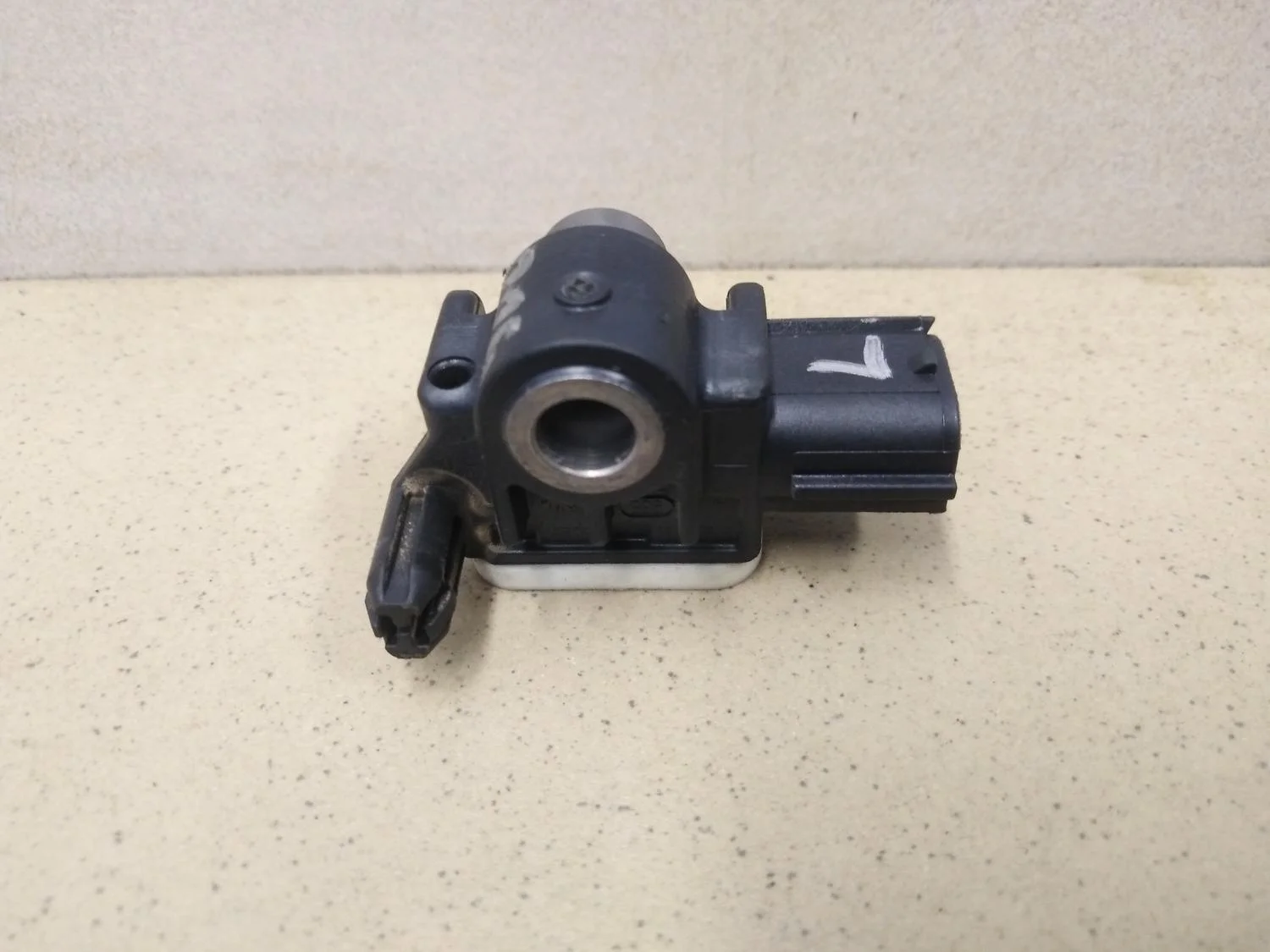 Датчик AIR BAG ASX 2010-2016