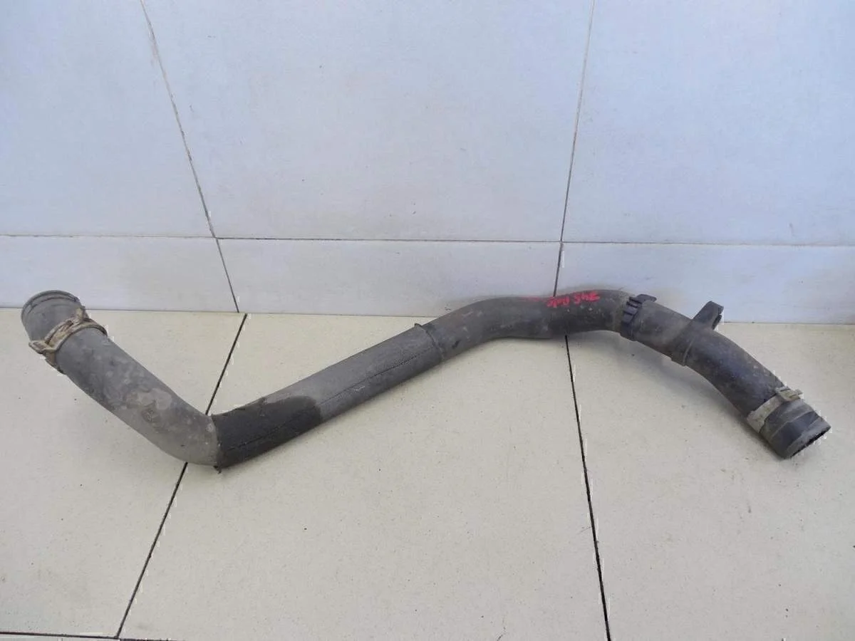 Патрубок радиатора Fabia 2007-2015