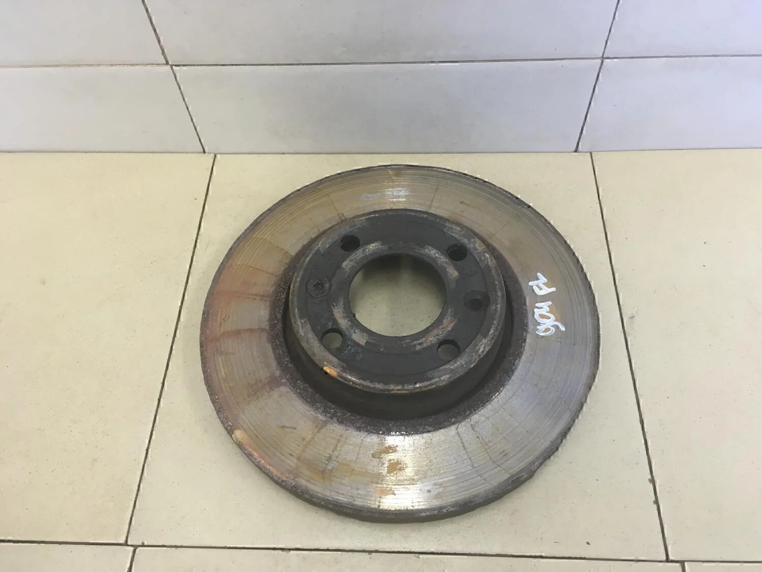 Диск тормозной передний вентилируемый Micra (K12E) 2002-2010