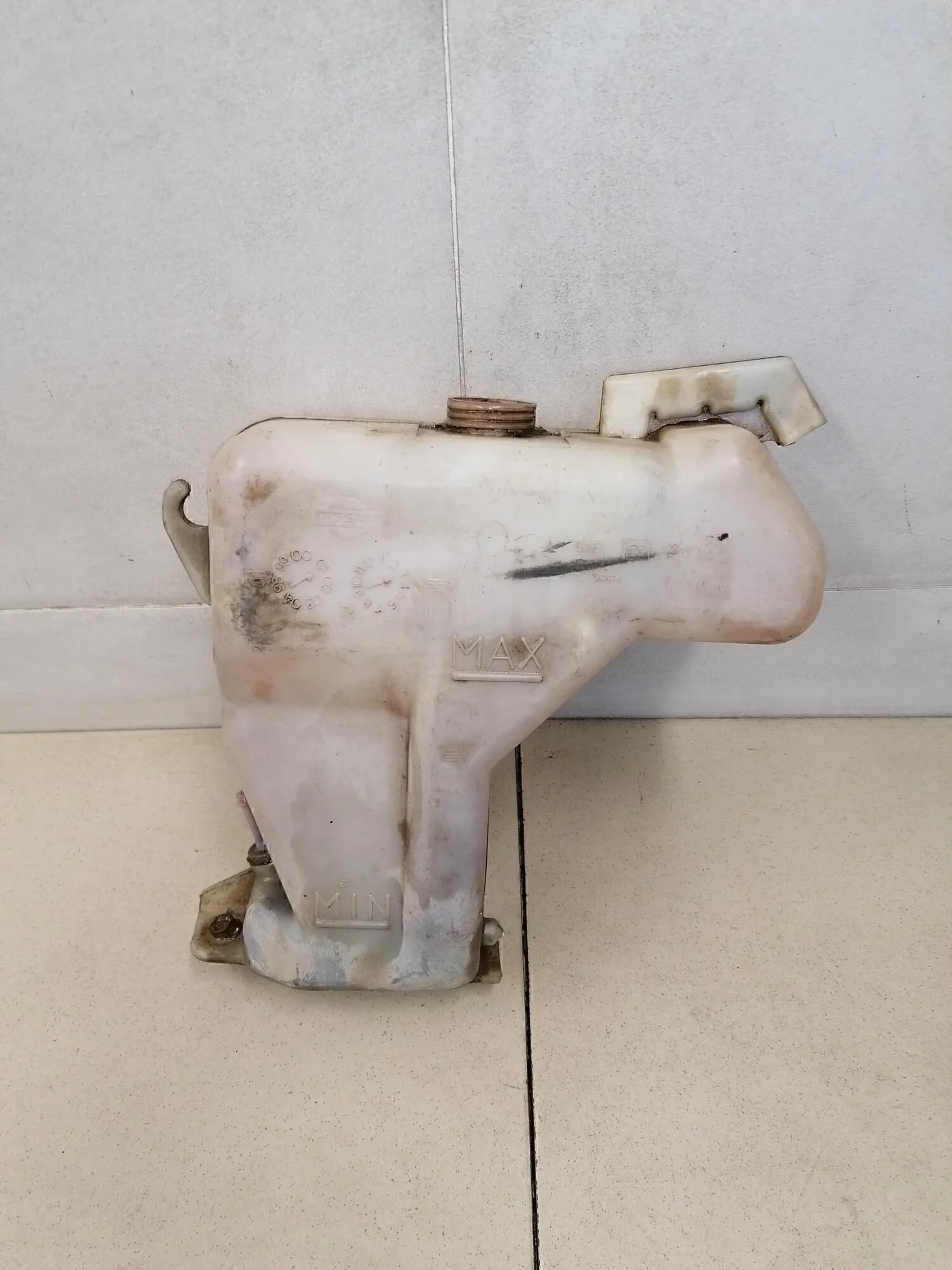 Бачок расширительный Almera N16 2000-2006