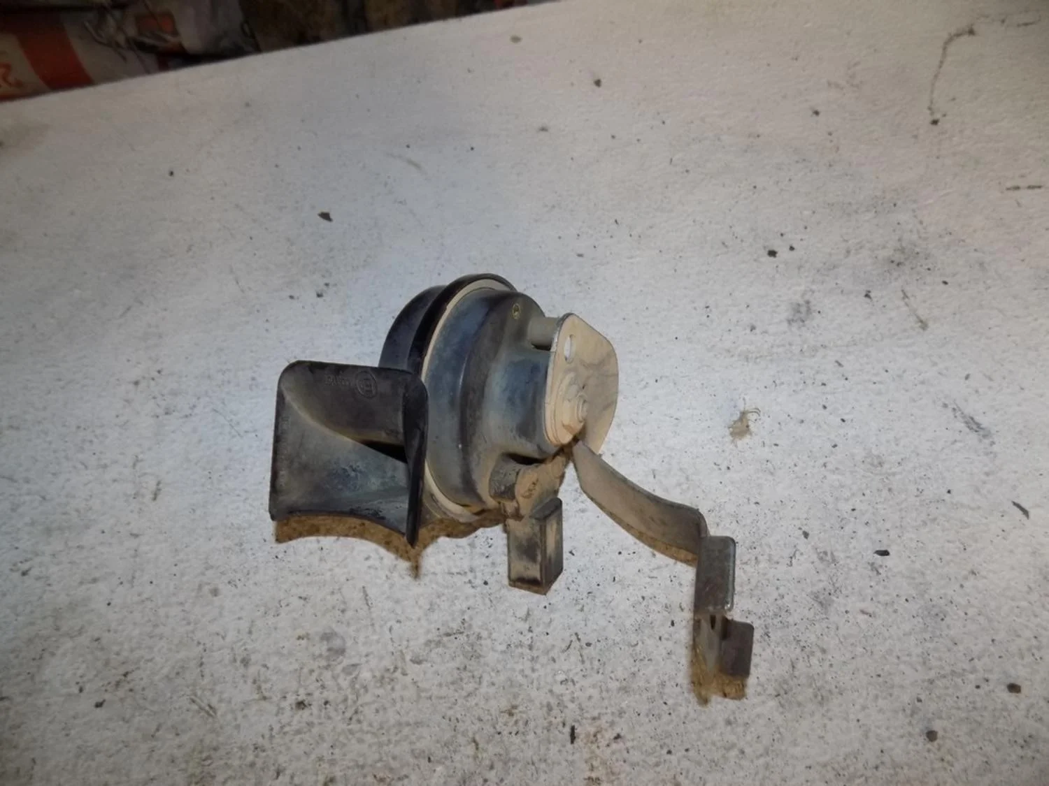 Сигнал звуковой Touran 2003-2010