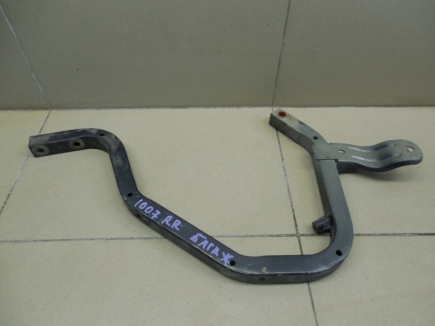 Петля крышки багажника Logan 2005-2014