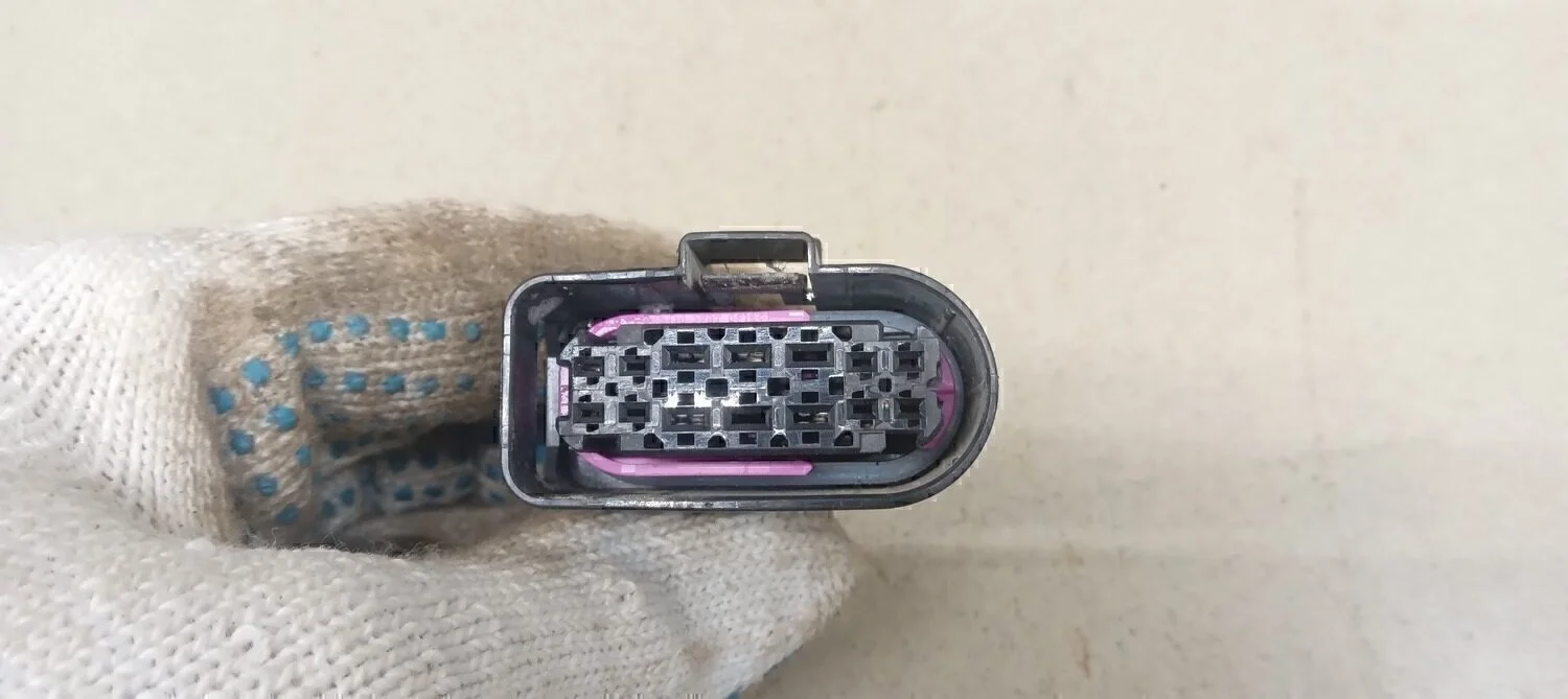 Разъем Yeti 2009>