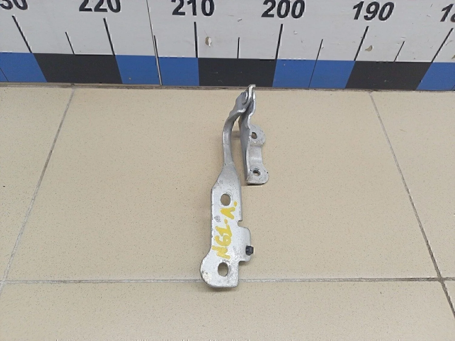 Петля капота левая Aveo (T250) 2005-2011