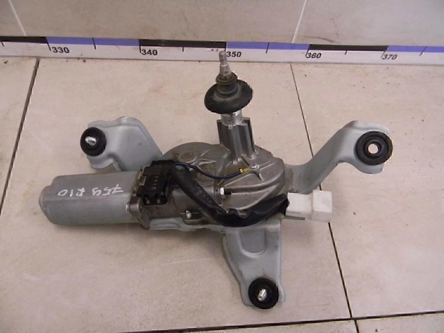 Моторчик стеклоочистителя задний RIO 2011-2017