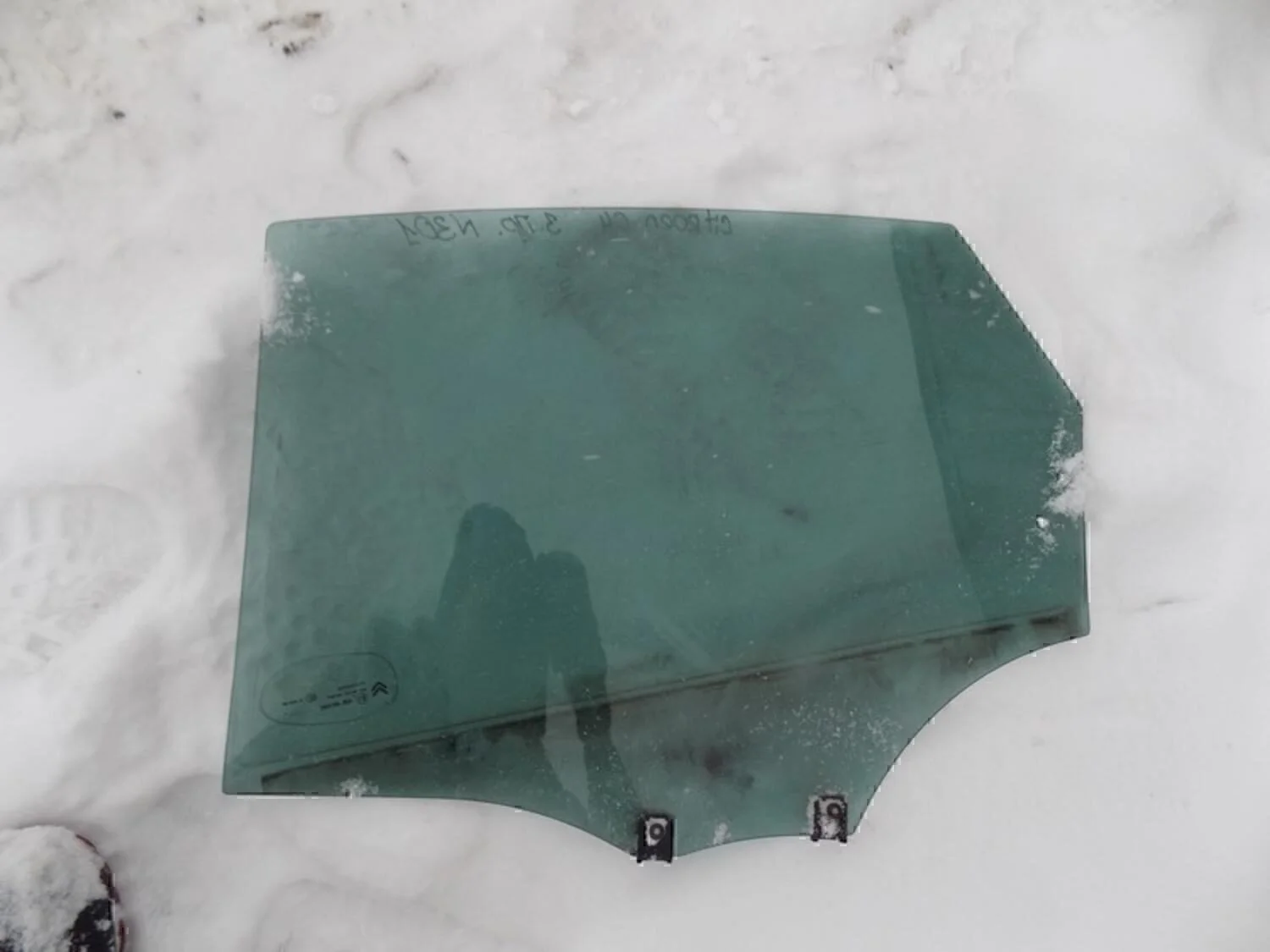 Стекло двери задней правой C4 II 2011>